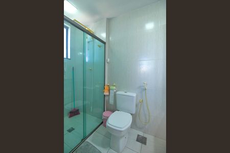 Apartamento à venda com 84m², 3 quartos e 1 vaga Apartamento à venda com 84m², 3 quartos e 1 vagaBanheiro da Suite