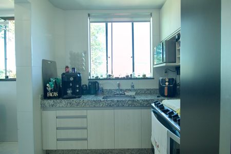 Cozinha de apartamento à venda com 3 quartos, 84m² em Paquetá, Belo Horizonte