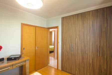 Suite de apartamento à venda com 3 quartos, 84m² em Paquetá, Belo Horizonte