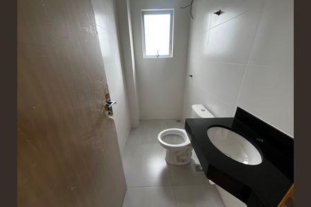 Banheiro social de apartamento à venda com 3 quartos, 52m² em Santo Andre, Belo Horizonte