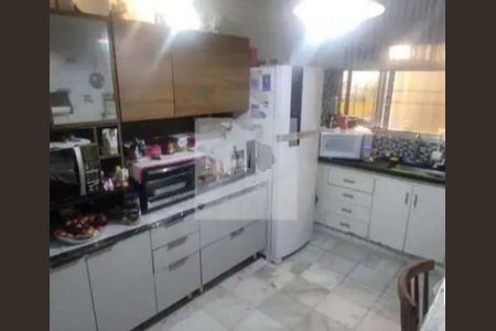 Casa à venda com 3 quartos, 100m² em Cidade Dutra, São Paulo