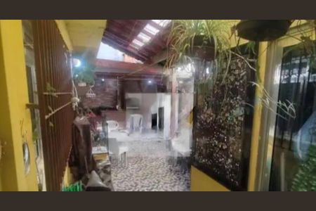 Casa à venda com 3 quartos, 100m² em Cidade Dutra, São Paulo