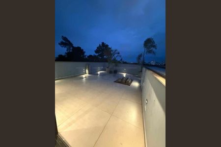 Casa à venda com 3 quartos, 340m² em Socorro, São Paulo