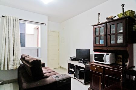Apartamento à venda com 43m², 2 quartos e 1 vaga Apartamento à venda com 43m², 2 quartos e 1 vagaSala e cozinha