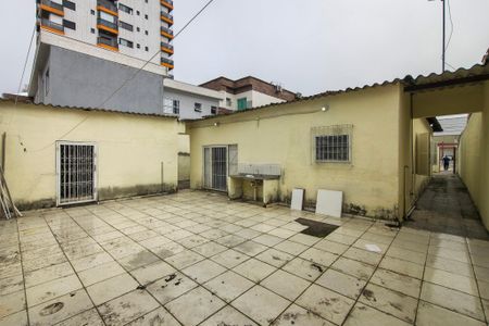 Casa para alugar com 200m², 2 quartos e 8 vagas Casa para alugar com 200m², 2 quartos e 8 vagasQuintal