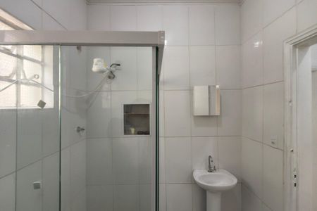 Casa para alugar com 200m², 2 quartos e 8 vagas