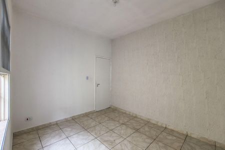 Casa para alugar com 200m², 2 quartos e 8 vagas