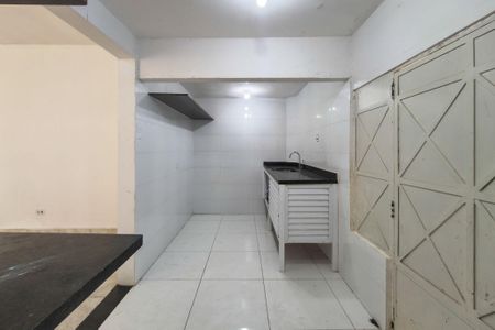 Casa para alugar com 200m², 2 quartos e 8 vagas