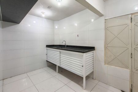 Casa para alugar com 200m², 2 quartos e 8 vagas Casa para alugar com 200m², 2 quartos e 8 vagasCozinha
