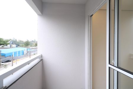 Apartamento à venda com 54m², 3 quartos e 1 vaga Apartamento à venda com 54m², 3 quartos e 1 vagaVaranda da sala