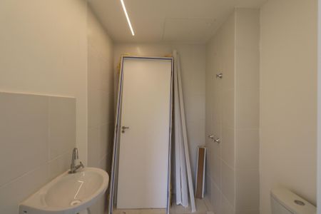 Apartamento à venda com 54m², 3 quartos e 1 vaga Apartamento à venda com 54m², 3 quartos e 1 vagaBanheiro