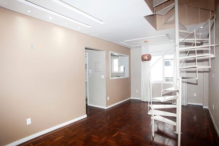 Apartamento para alugar com 93m², 3 quartos e 1 vagaSala