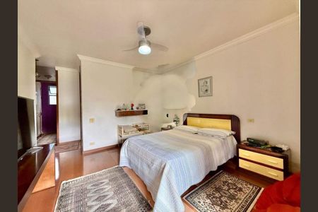 Casa à venda com 430m², 4 quartos e 6 vagas