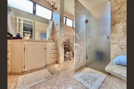 Casa à venda com 430m², 4 quartos e 6 vagas