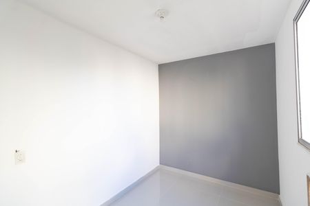 Quarto 1 de apartamento para alugar com 2 quartos, 59m² em Paciência, Rio de Janeiro