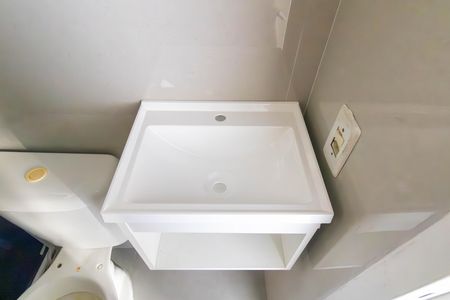 Apartamento para alugar com 59m², 2 quartos e 1 vaga Apartamento para alugar com 59m², 2 quartos e 1 vagaBanheiro