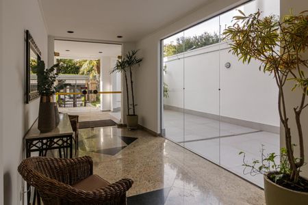 Área Comum - Hall Social de apartamento para alugar com 2 quartos, 70m² em Vila Nova Conceição, São Paulo