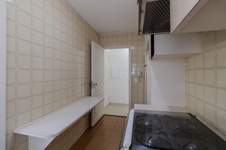 Cozinha de apartamento para alugar com 2 quartos, 70m² em Vila Nova Conceição, São Paulo