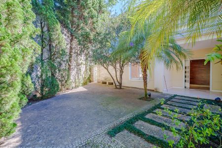 Casa de condomínio à venda com 458m², 6 quartos e 5 vagasFachada