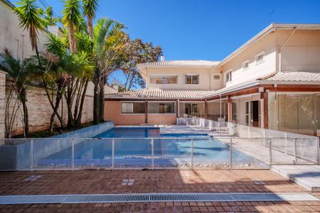 Casa de condomínio à venda com 458m², 6 quartos e 5 vagasPiscina