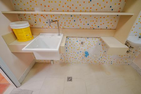 Casa de condomínio à venda com 458m², 6 quartos e 5 vagasÁrea de Serviço