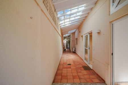Casa de condomínio à venda com 458m², 6 quartos e 5 vagasÁrea de Serviço