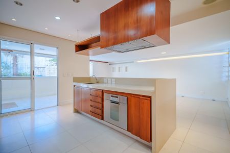 Casa de condomínio à venda com 458m², 6 quartos e 5 vagasCozinha