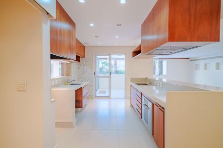 Casa de condomínio à venda com 458m², 6 quartos e 5 vagasCozinha