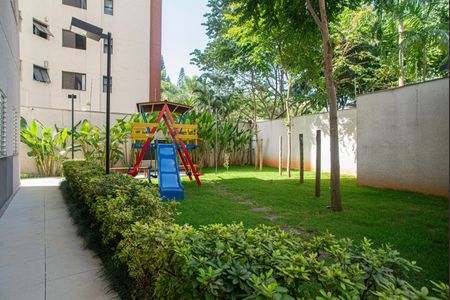Apartamento à venda com 28m², 1 quarto e sem vagaÁrea comum - Playground