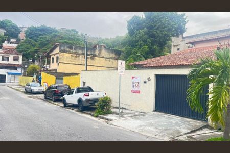 Casa à venda com 3 quartos, 300m² em Cubango, Niterói