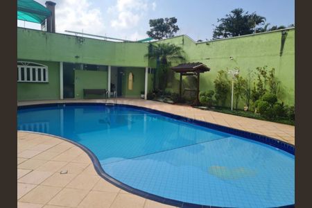 Casa à venda com 7 quartos, 900m² em Vila Friburgo, São Paulo