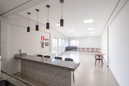 Apartamento para alugar com 45m², 2 quartos e sem vaga Apartamento para alugar com 45m², 2 quartos e sem vagaÁrea comum - Salão de festas