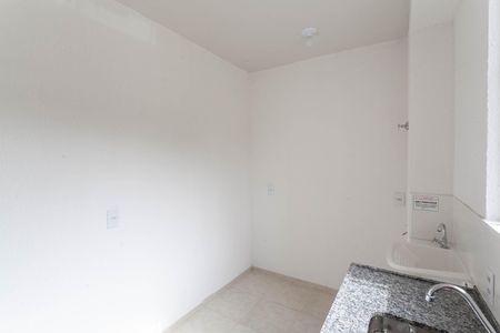 Apartamento para alugar com 45m², 2 quartos e sem vaga Apartamento para alugar com 45m², 2 quartos e sem vagaCozinha e Área de Serviço