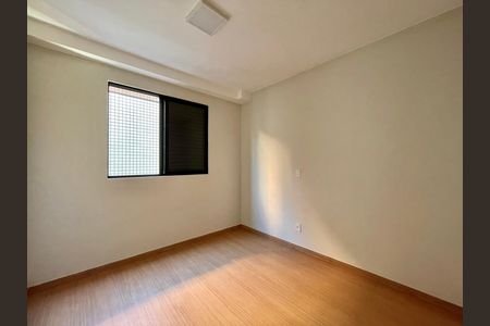 Apartamento para alugar com 57m², 2 quartos e 1 vaga