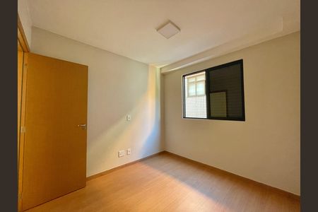 Apartamento para alugar com 57m², 2 quartos e 1 vaga