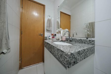 Apartamento para alugar com 45m², 2 quartos e sem vagaBanheiro