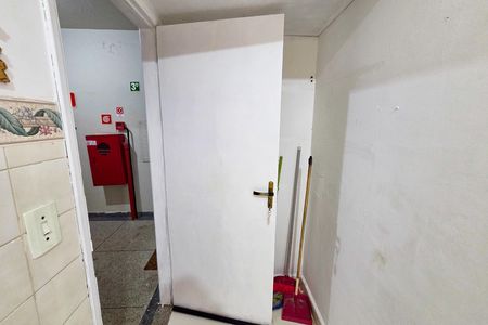 Studio para alugar com 32m², 1 quarto e 1 vaga Studio para alugar com 32m², 1 quarto e 1 vagaEntrada