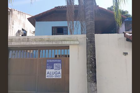 Casa de condomínio para alugar com 144m², 4 quartos e 2 vagas Casa de condomínio para alugar com 144m², 4 quartos e 2 vagasFachada