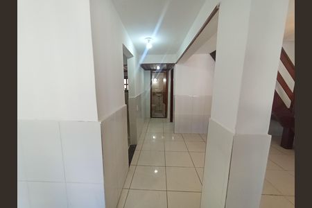 Corredor de casa de condomínio para alugar com 4 quartos, 144m² em Itanhangá, Rio de Janeiro