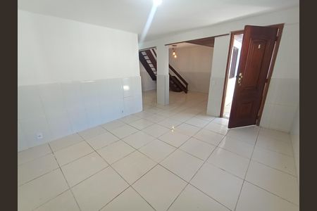 Casa de condomínio para alugar com 144m², 4 quartos e 2 vagas Casa de condomínio para alugar com 144m², 4 quartos e 2 vagasSala