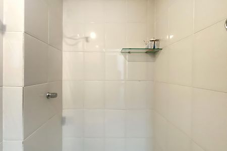 Apartamento à venda com 120m², 3 quartos e 3 vagas Apartamento à venda com 120m², 3 quartos e 3 vagasBanheiro de serviço