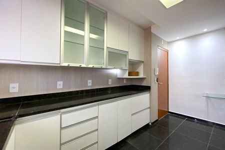 Apartamento à venda com 120m², 3 quartos e 3 vagas Apartamento à venda com 120m², 3 quartos e 3 vagasCozinha