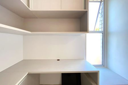 Apartamento à venda com 120m², 3 quartos e 3 vagas Apartamento à venda com 120m², 3 quartos e 3 vagasQuarto de Serviço