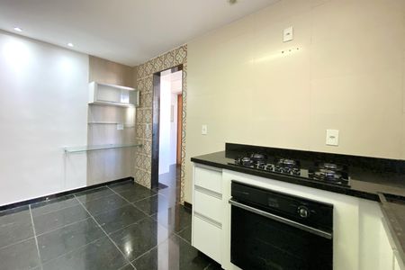 Apartamento à venda com 120m², 3 quartos e 3 vagas Apartamento à venda com 120m², 3 quartos e 3 vagasCozinha