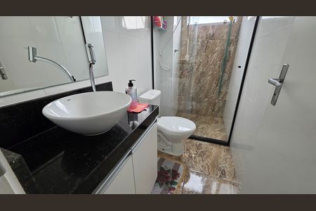 Banheiro da Suíte de apartamento à venda com 2 quartos, 55m² em Jardim Imperial, Lagoa Santa