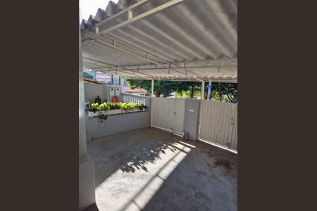 Casa à venda com 144m², 4 quartos e 2 vagas