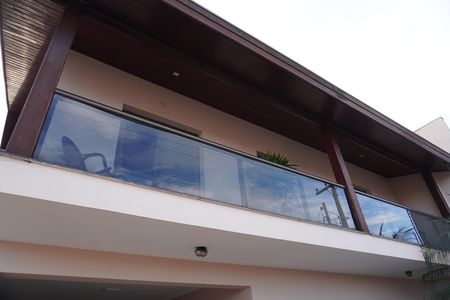 Fachada de casa para alugar com 3 quartos, 215m² em Parque Novo Mundo, Americana