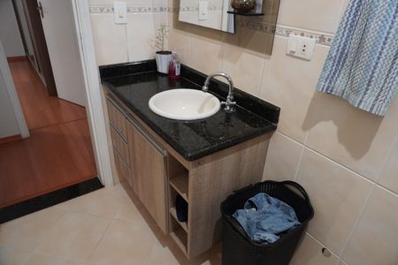 Casa para alugar com 215m², 3 quartos e 3 vagasBanheiro 3