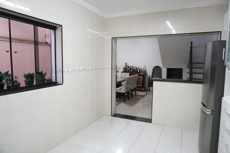 Casa para alugar com 215m², 3 quartos e 3 vagasCozinha