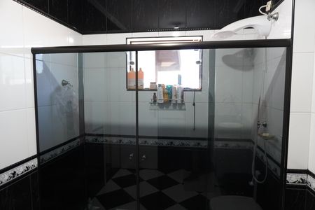 Casa para alugar com 215m², 3 quartos e 3 vagasBanheiro 2